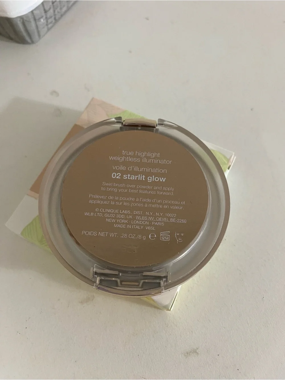 02 Starlit Glow, Clinique True Highlight Weightless Illuminator, Full Size, 8 g